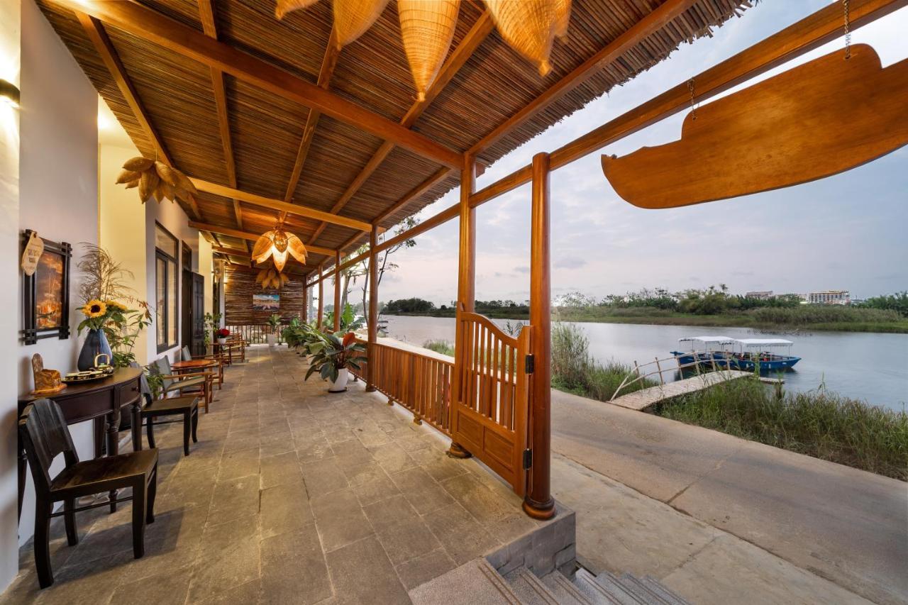 The Boathouse Riverside Homestay Hoi An Eksteriør billede